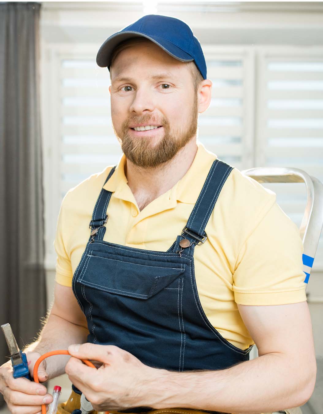 Teknisi Easy Service Surabaya siap membantu